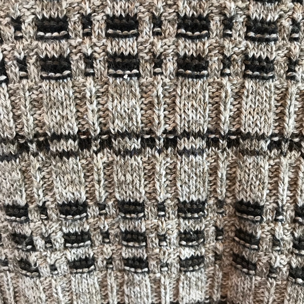 Bill Blass Men’s Sweater - Picture 5 of 7